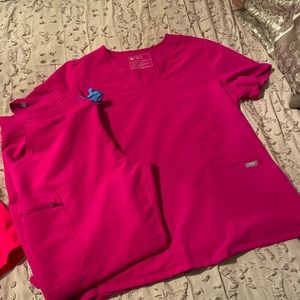 FIGS Rasberry Sorbet Casma and Yola Large Regular Set